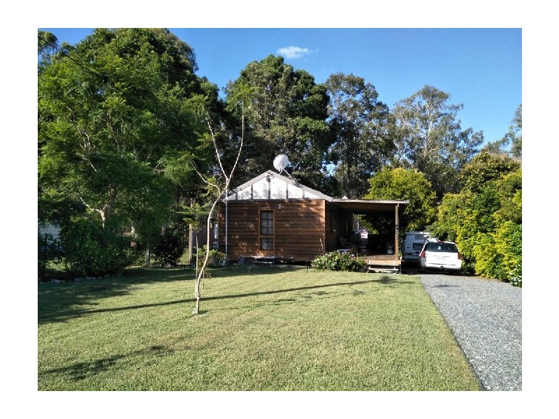 9 Donelly Street, Mount Perry QLD 4671
