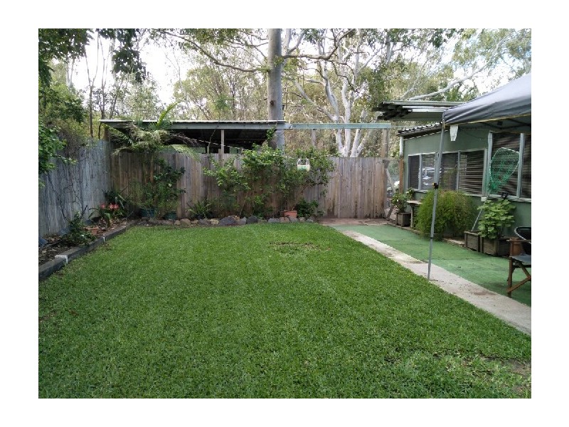 9 Donelly Street, Mount Perry QLD 4671