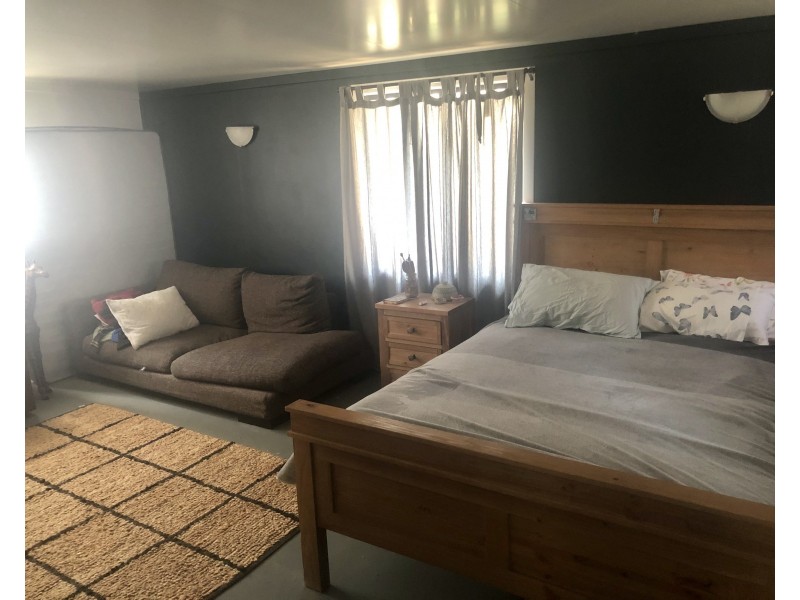 5 Gibb, Mount Perry QLD 4671