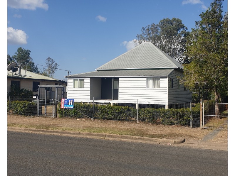 30 Mill St, Wallaville QLD 4671