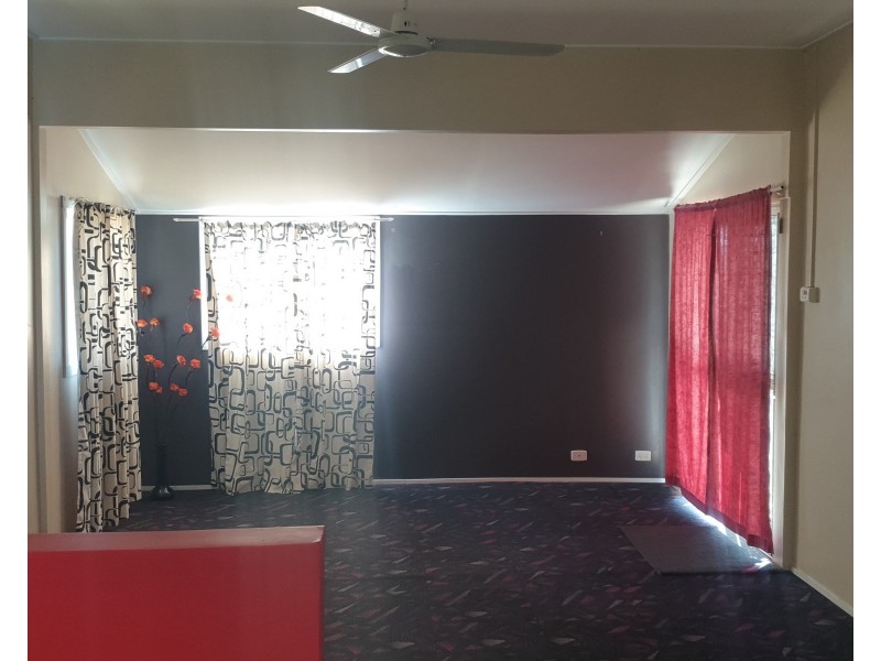30 Mill St, Wallaville QLD 4671