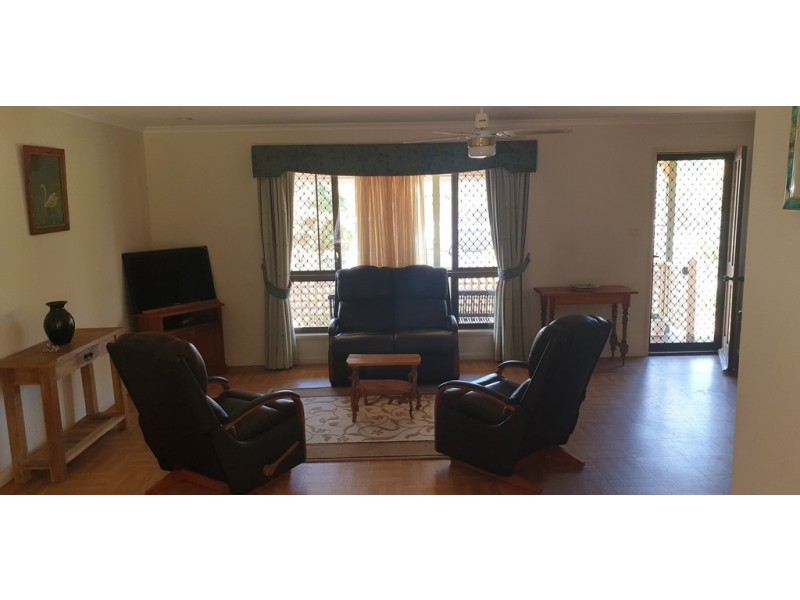 43 Elliott Street, Gin Gin QLD 4671