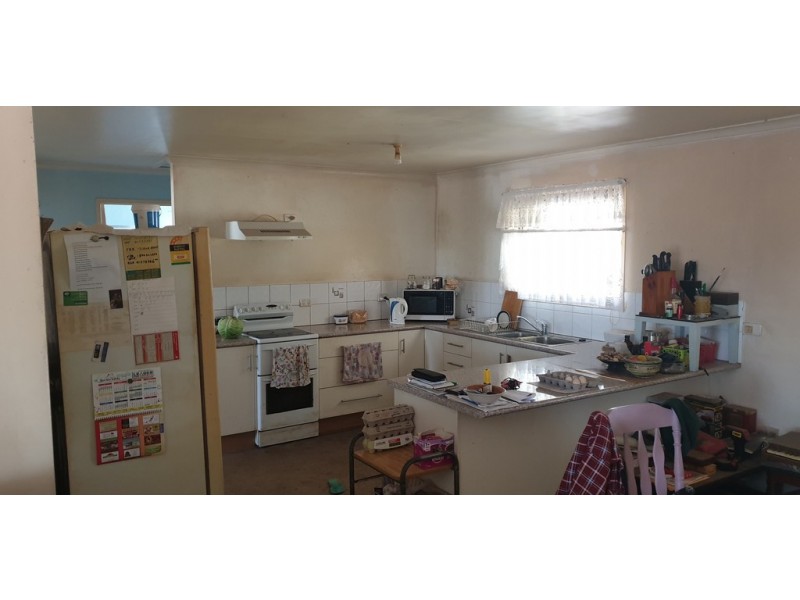 48 Jacks Rd Horse Camp, Gin Gin QLD 4671