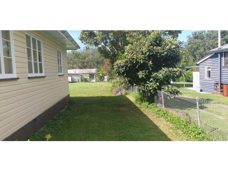 50 Elliott St, Gin Gin QLD 4671