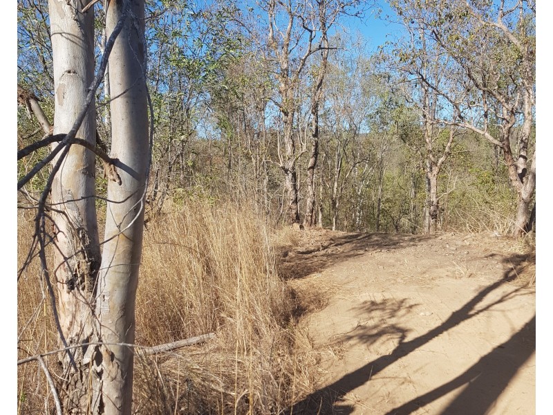 28 Barton Rd Kolonga, Gin Gin QLD 4671