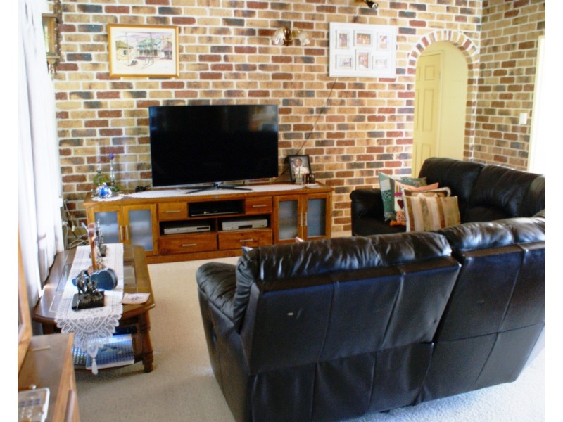 1005 Gin Gin Mt Perry Rd, Gin Gin QLD 4671