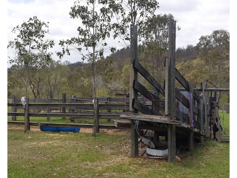 1005 Gin Gin Mt Perry Rd, Gin Gin QLD 4671