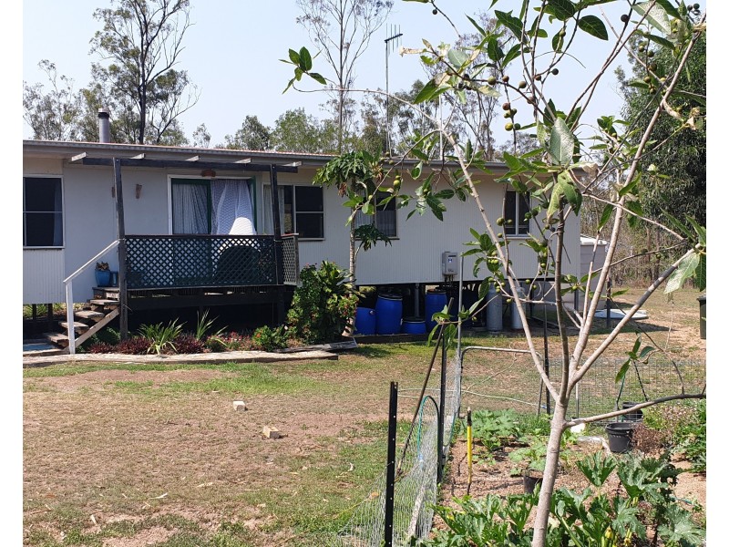 1195 Gin Gin Mt Perry Rd, Gin Gin QLD 4671