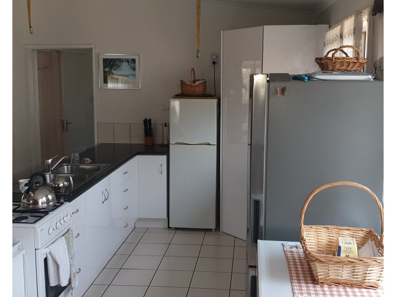 1195 Gin Gin Mt Perry Rd, Gin Gin QLD 4671