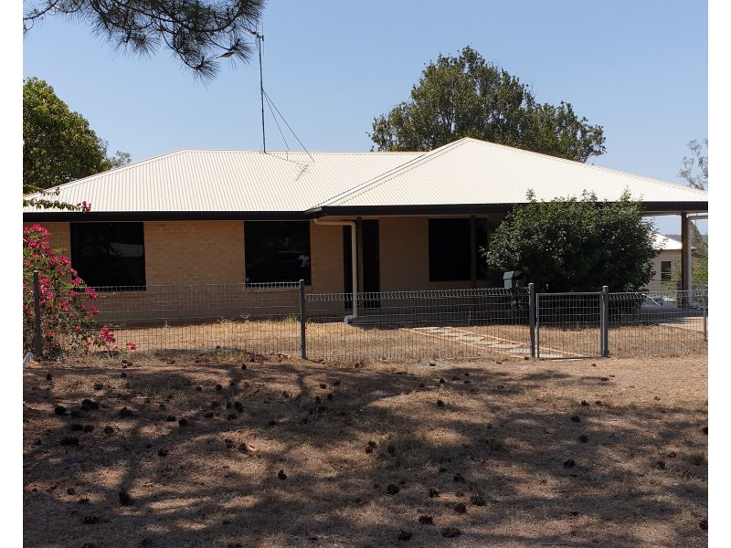 1 Manning Street, Gin Gin QLD 4671