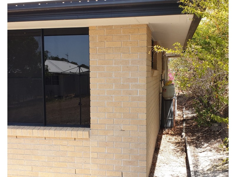 1 Manning Street, Gin Gin QLD 4671