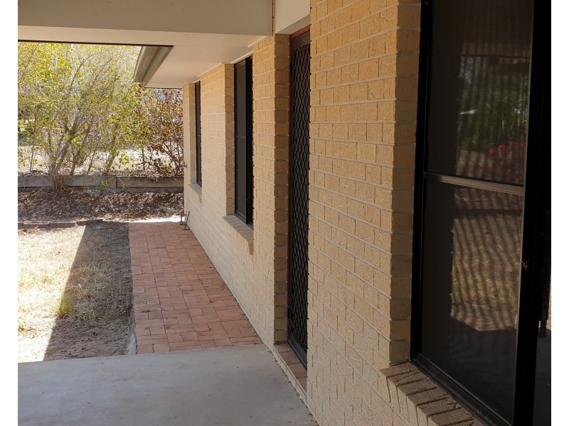 1 Manning Street, Gin Gin QLD 4671