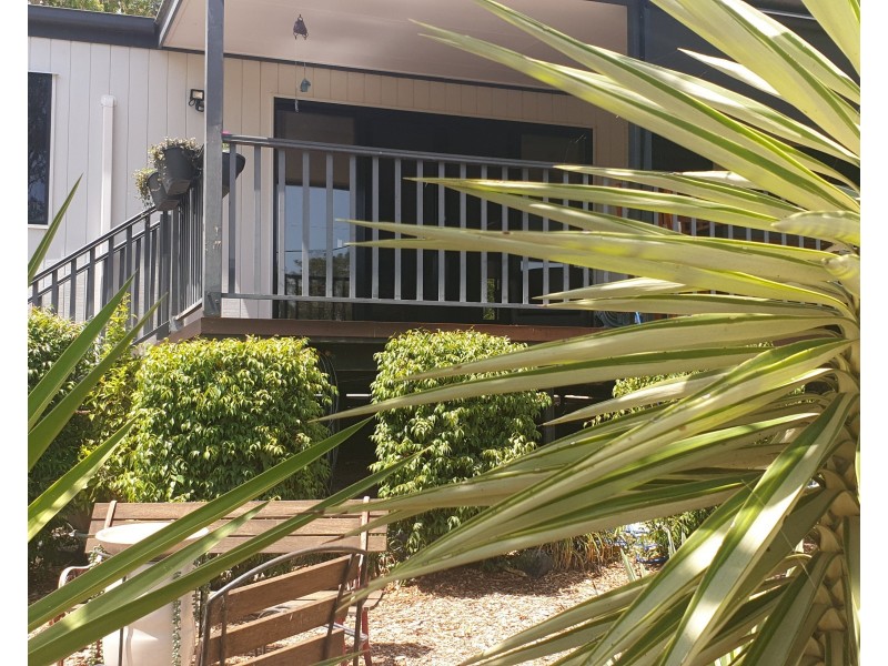 11 George Street, Mount Perry QLD 4671