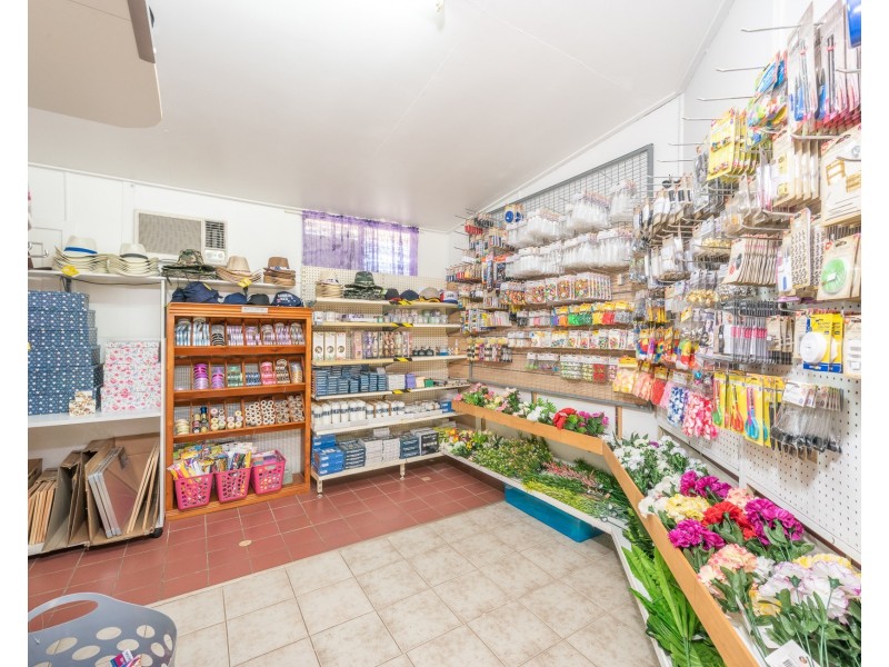 17 Mulgrave St, Gin Gin QLD 4671