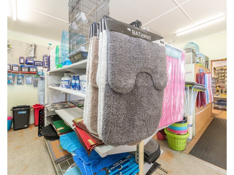 17 Mulgrave St, Gin Gin QLD 4671