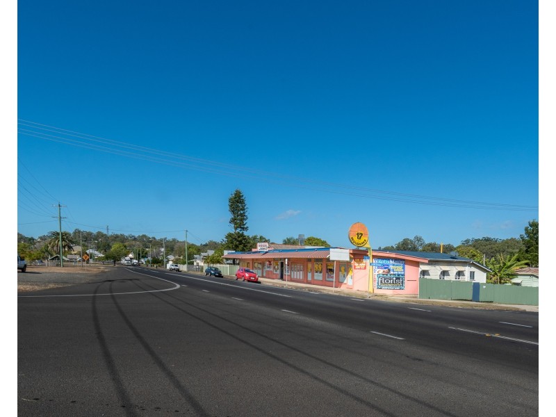 17 Mulgrave St, Gin Gin QLD 4671