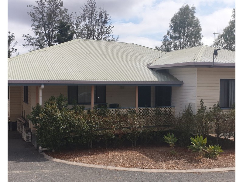 8 Pearson Street, Mount Perry QLD 4671