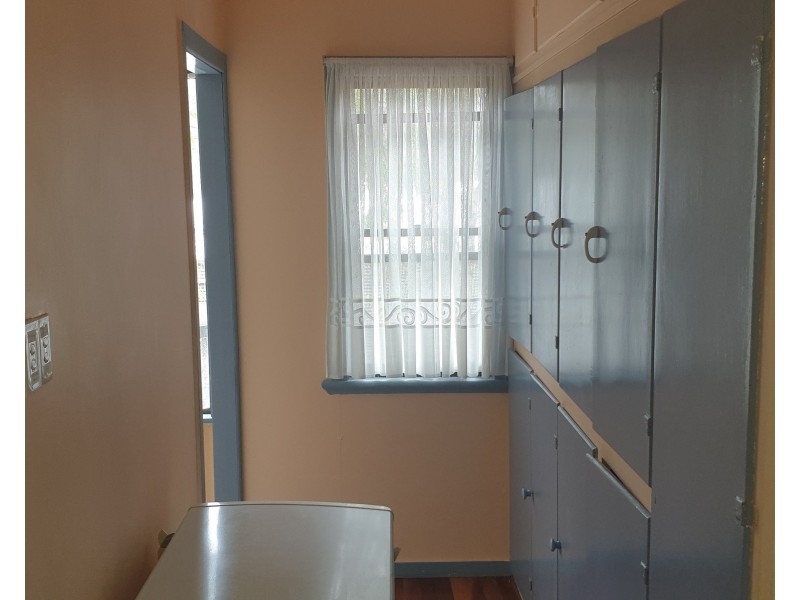 8 Pearson Street, Mount Perry QLD 4671