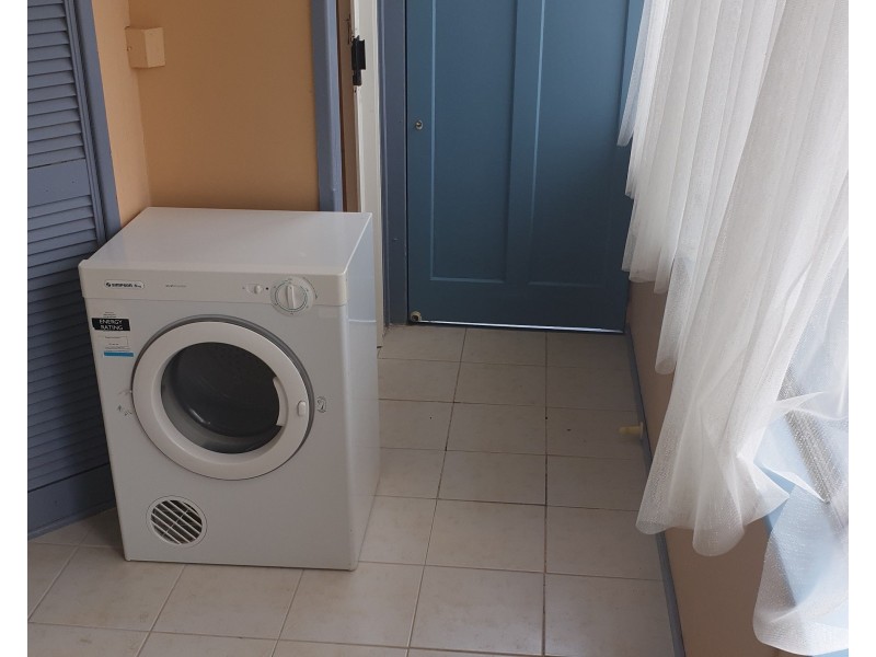 8 Pearson Street, Mount Perry QLD 4671