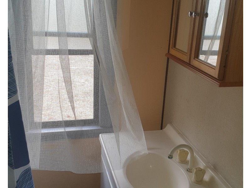 8 Pearson Street, Mount Perry QLD 4671