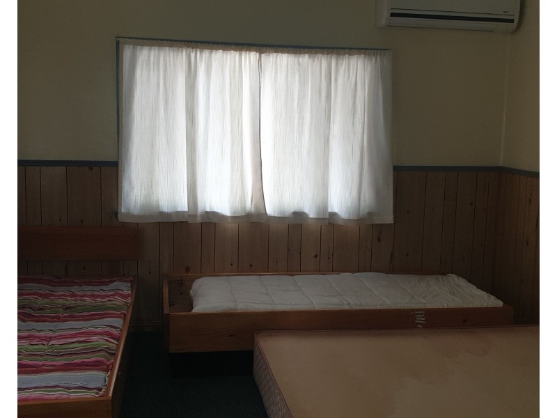 8 Pearson Street, Mount Perry QLD 4671