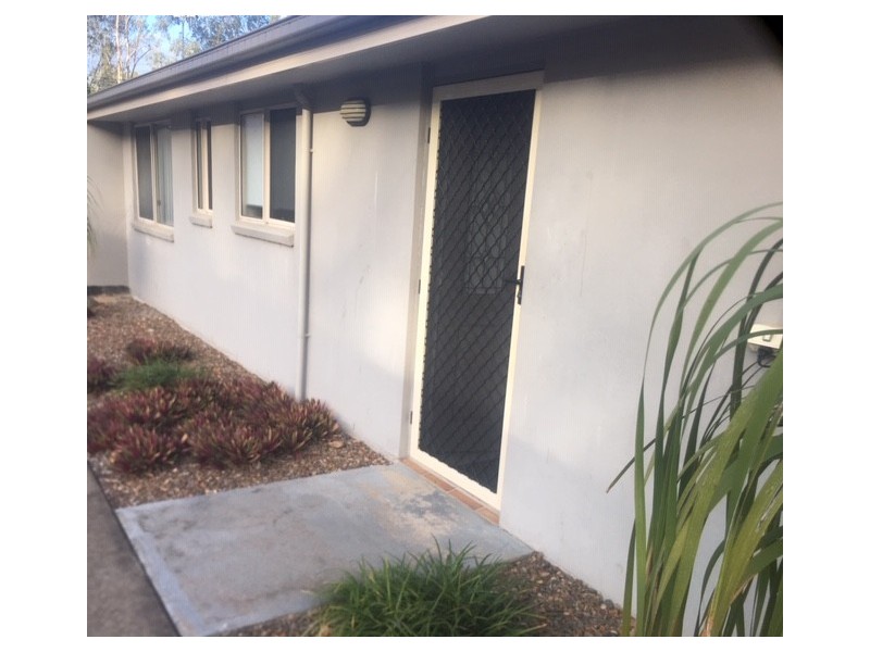 2/25 High School Rd, Gin Gin QLD 4671