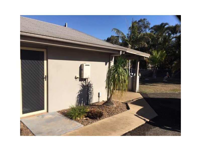 2/25 High School Rd, Gin Gin QLD 4671