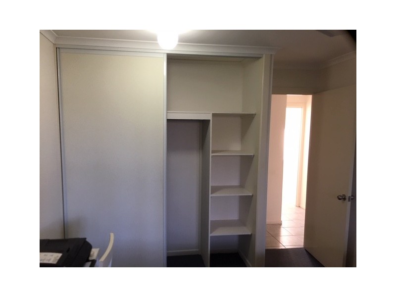 2/25 High School Rd, Gin Gin QLD 4671
