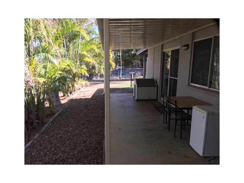 2/25 High School Rd, Gin Gin QLD 4671