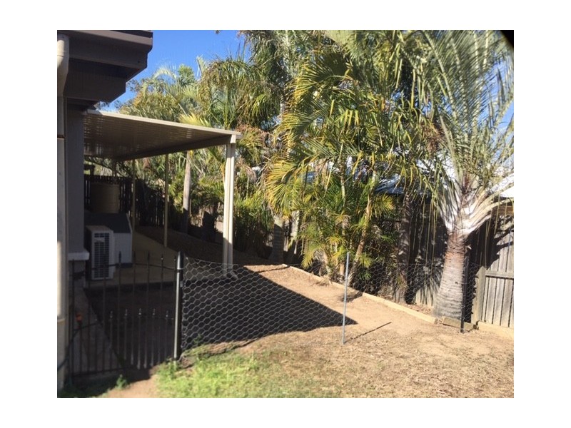 2/25 High School Rd, Gin Gin QLD 4671