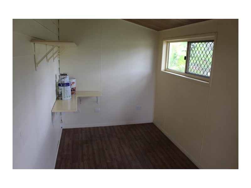 102 Mulgrave St, Gin Gin QLD 4671