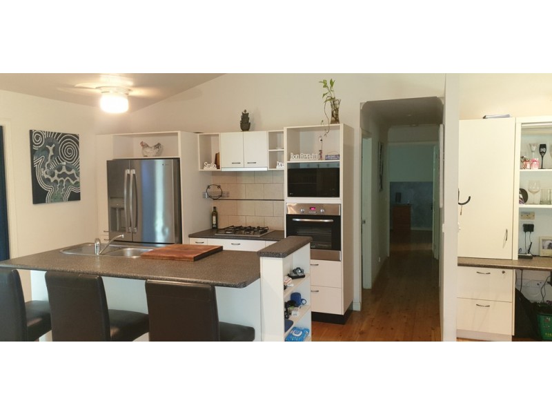 692 Gin Gin Mt Perry Rd, Gin Gin QLD 4671