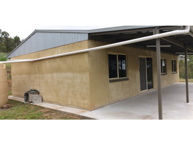 43 Rainbow Ave Moolboolaman, Gin Gin QLD 4671