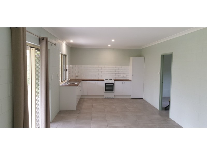 43 Rainbow Ave Moolboolaman, Gin Gin QLD 4671