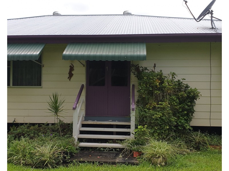 131 St Kilda Rd Tirroan, Gin Gin QLD 4671