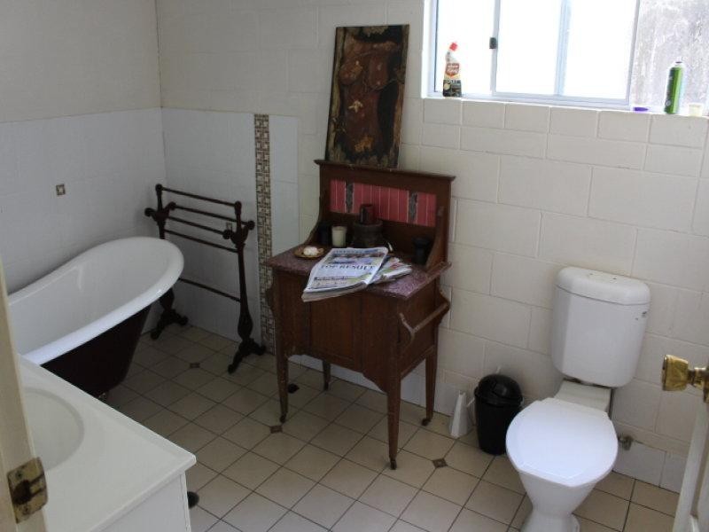 378 Ferry Hills Road, Wallaville QLD 4671