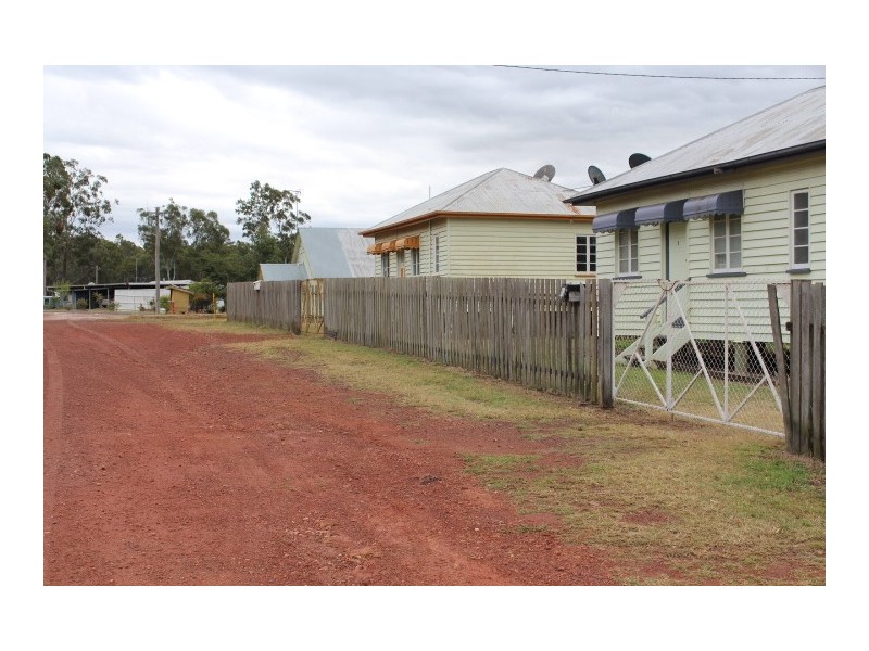 House 3, 873 Mill Rd, Mundubbera QLD 4626