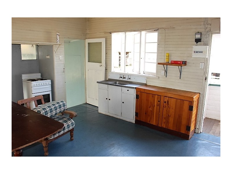 House 13, 873 Mill Rd, Mundubbera QLD 4626