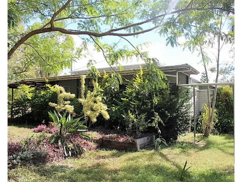 1090 Tableland Rd, Gin Gin QLD 4671