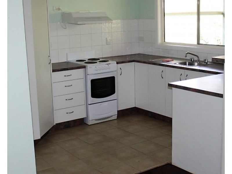 1090 Tableland Rd, Gin Gin QLD 4671