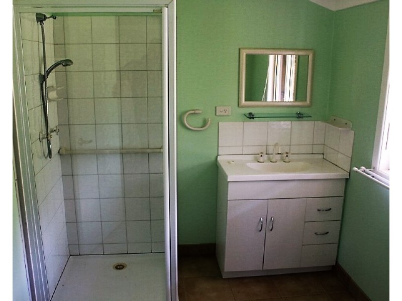 1090 Tableland Rd, Gin Gin QLD 4671