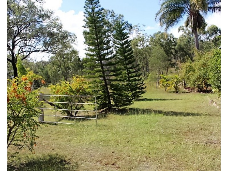 1090 Tableland Rd, Gin Gin QLD 4671