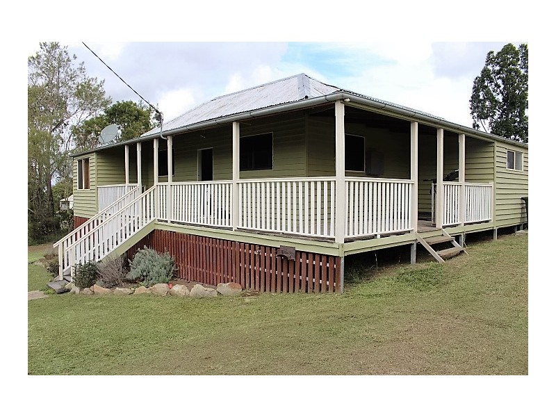 30 Heusman St, Mount Perry QLD 4671