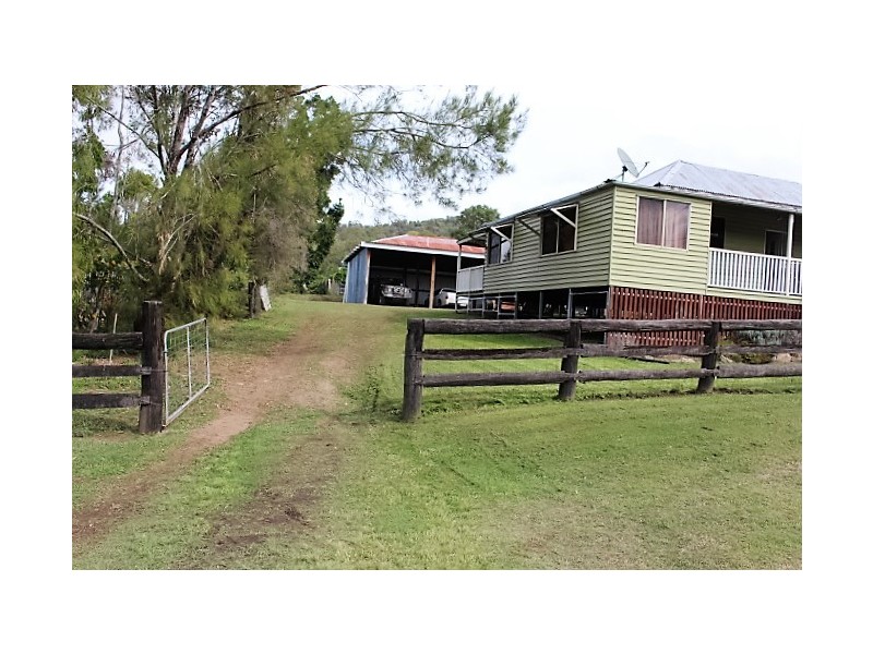 30 Heusman St, Mount Perry QLD 4671