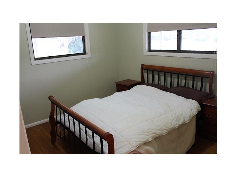 30 Heusman St, Mount Perry QLD 4671