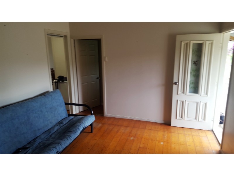 30 Heusman St, Mount Perry QLD 4671