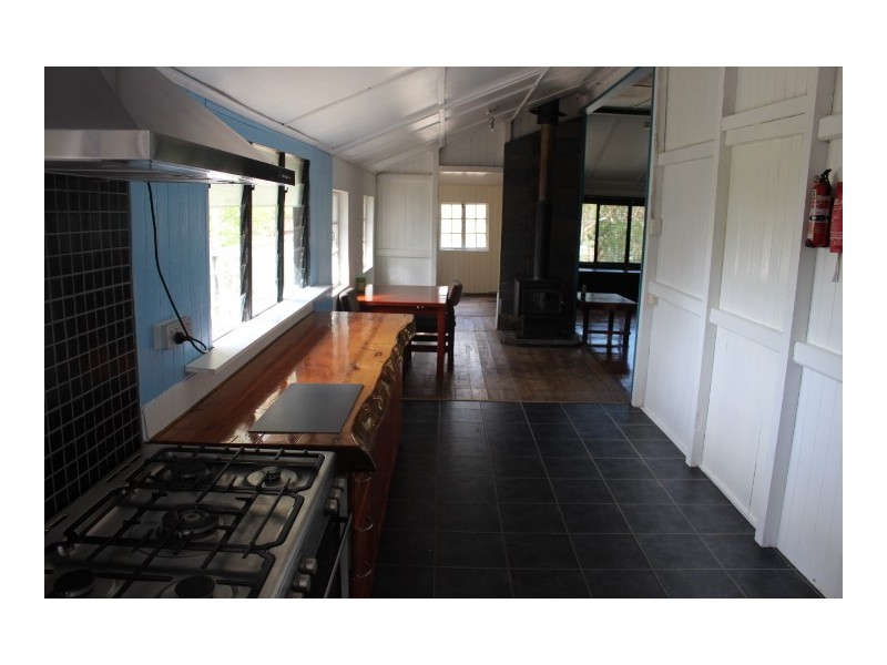 39 Hand Ct, Gin Gin QLD 4671