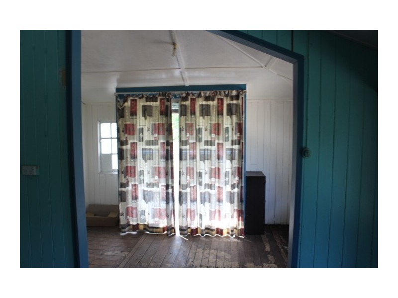 39 Hand Ct, Gin Gin QLD 4671