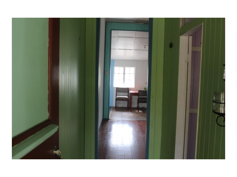 39 Hand Ct, Gin Gin QLD 4671