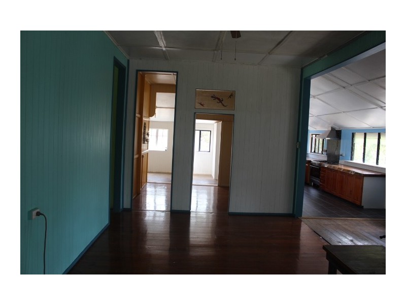 39 Hand Ct, Gin Gin QLD 4671